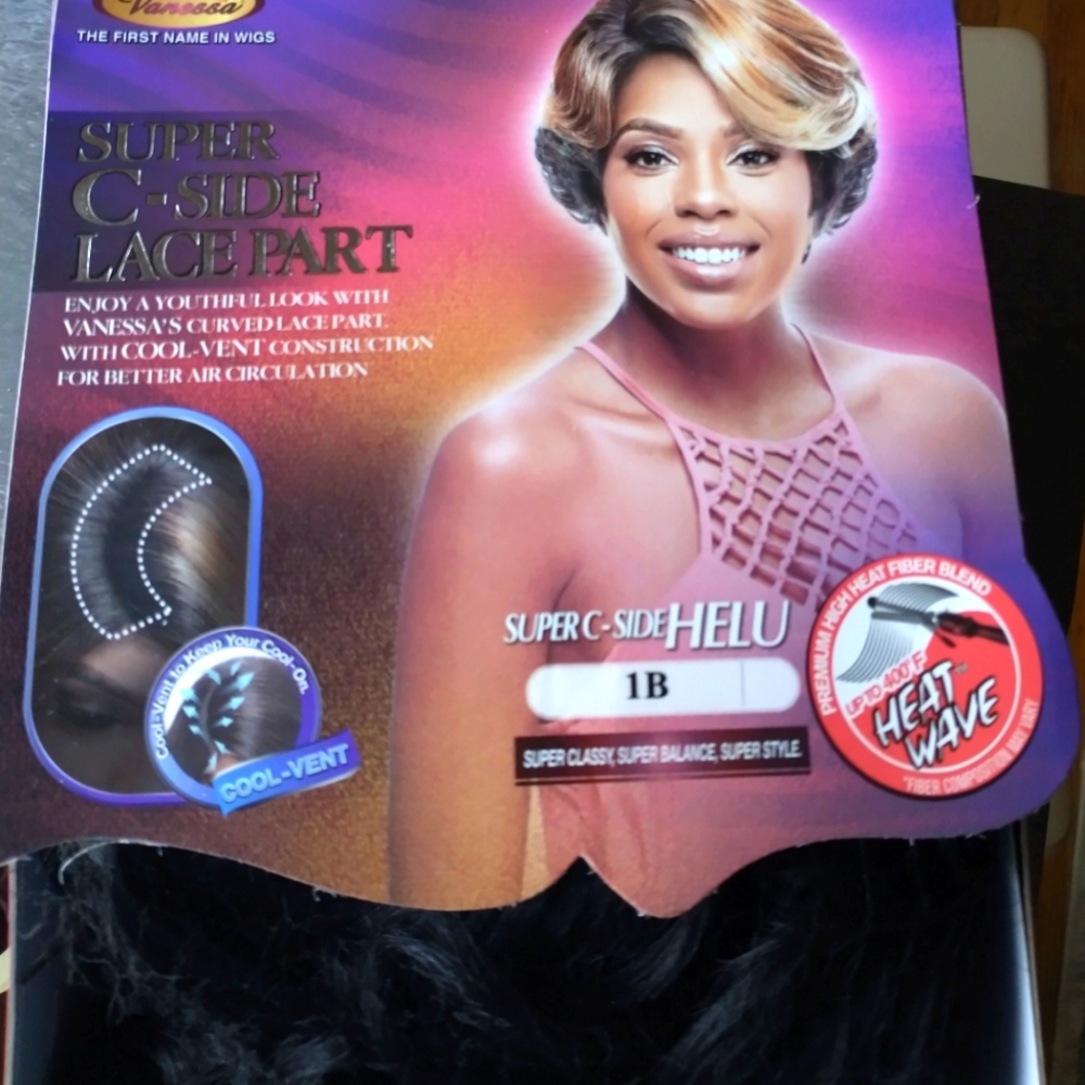 Vanessa Super C-Side HELU Lace Part Wig Synthetic Fibers Color IB-off Black NWT